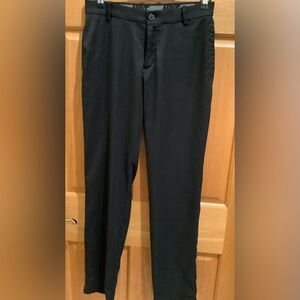 Nike Men’s Dri-Fit Black Standard Fit Black Pants Size 30/32
